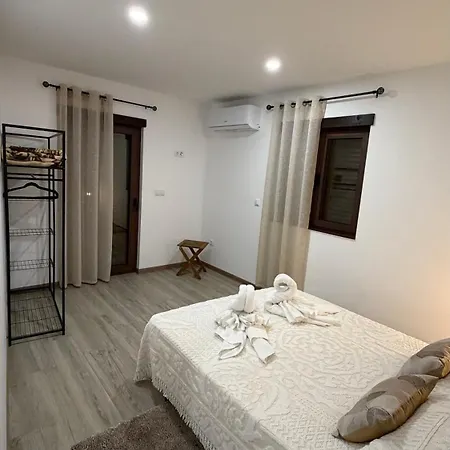 Vakantiehuis - 15 *